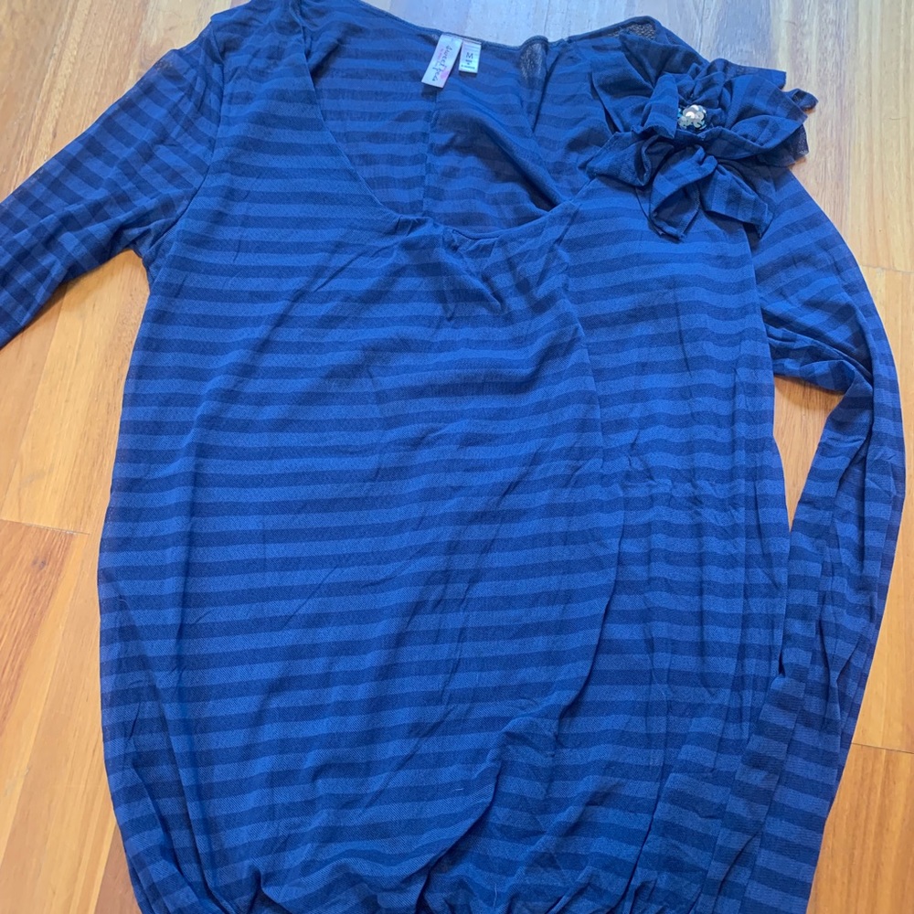 5 for $25 Sweet Pea top